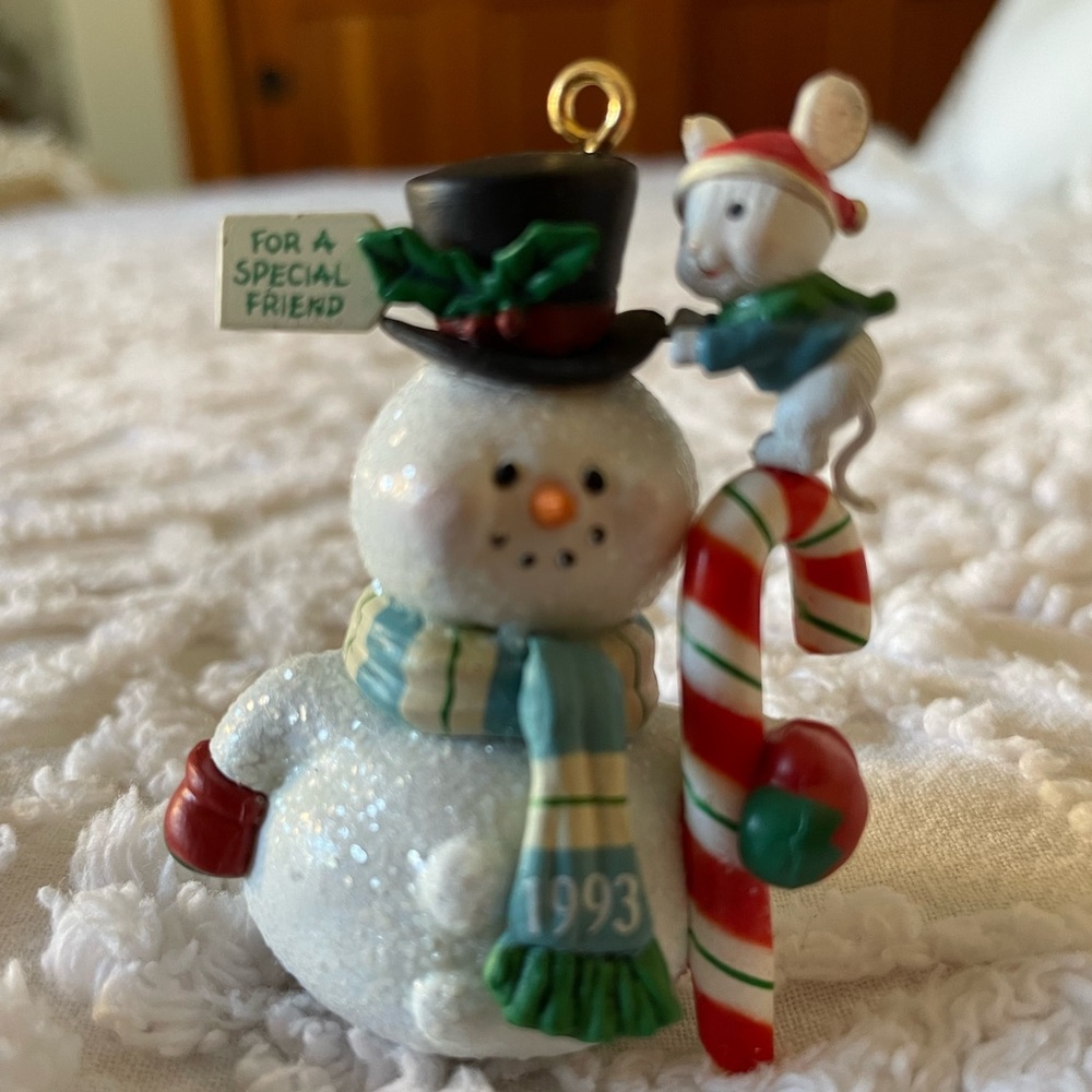 1993 Carlton Cards Heirloom Collection Frosty and Friend Ornament. 🤶🎅🏼